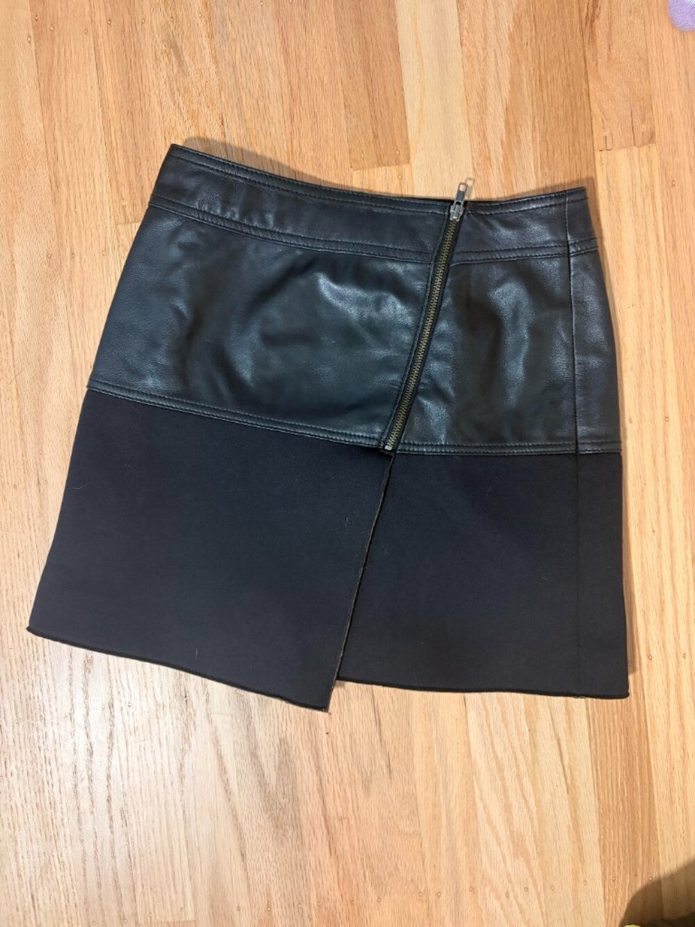 Halogen Leather Scuba Knit Mini Skirt Asymmetric Zip Black Colorblock, Size O